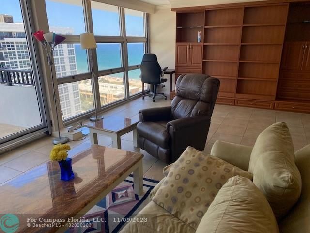 Foto del edificio - 525 N Ocean Blvd