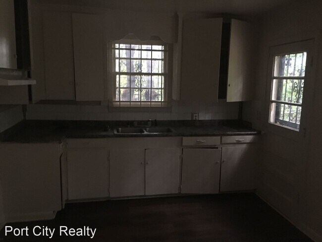 Building Photo - 3 br, 1 bath House - 2528 Attaway St.