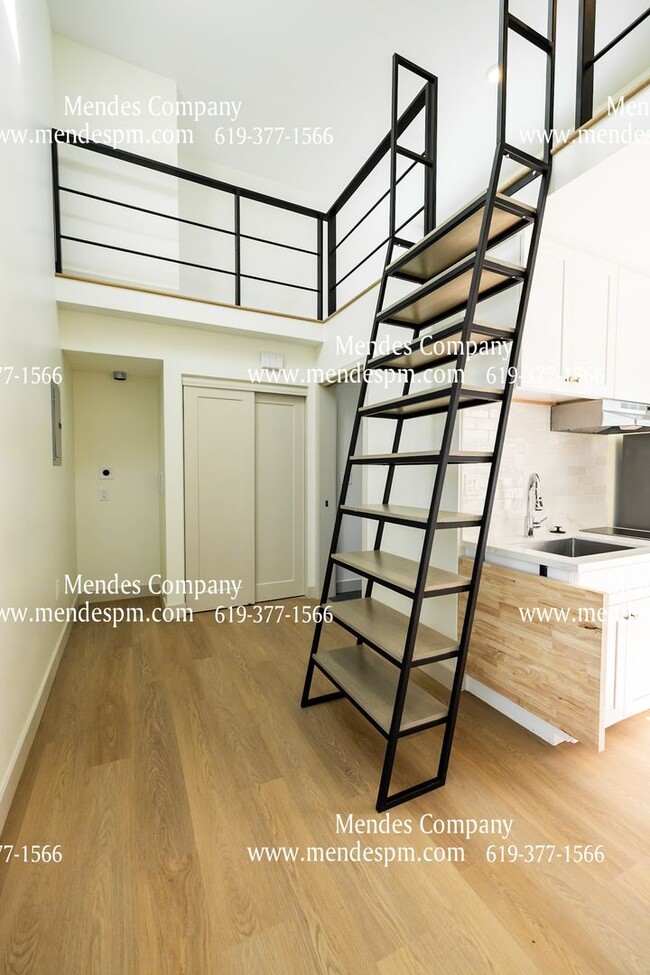 Building Photo - 5072 Madison Ave