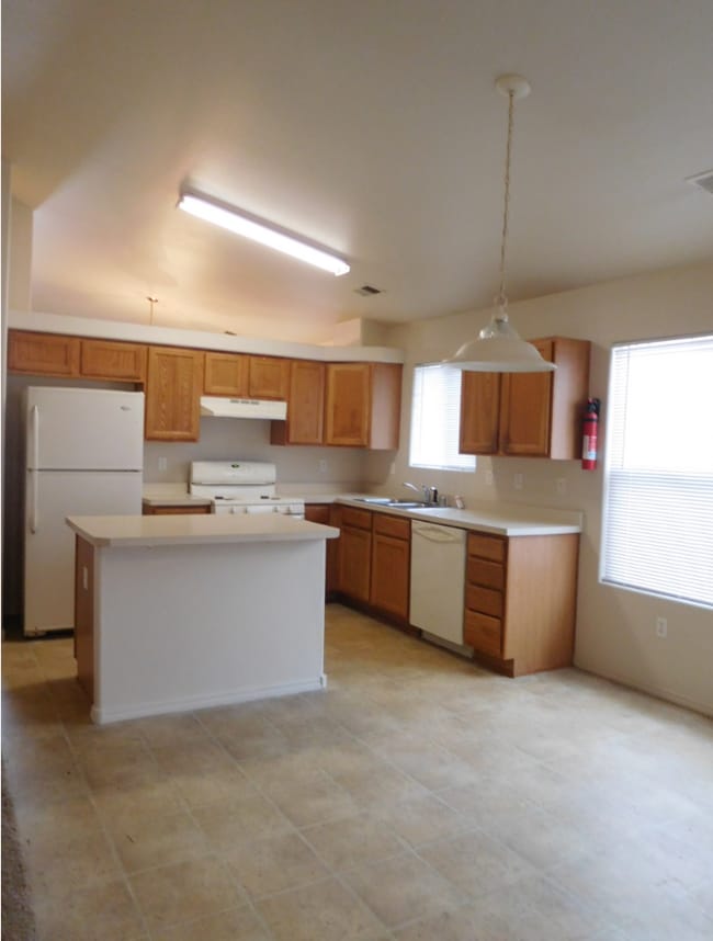 Building Photo - 2315 Iron Gate Trail SW