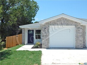 Building Photo - 1418 Shoshoni Trail