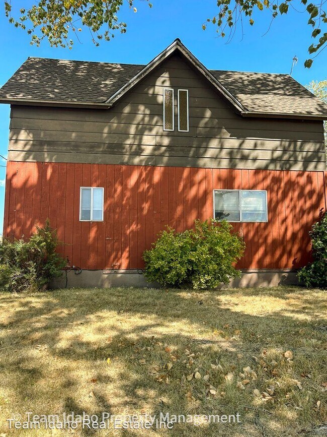 Building Photo - 3 br, 1 bath House - 4570 HWY 8 E