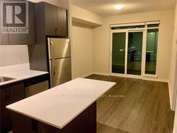 Photo du bâtiment - 40 Lagerfeld Dr