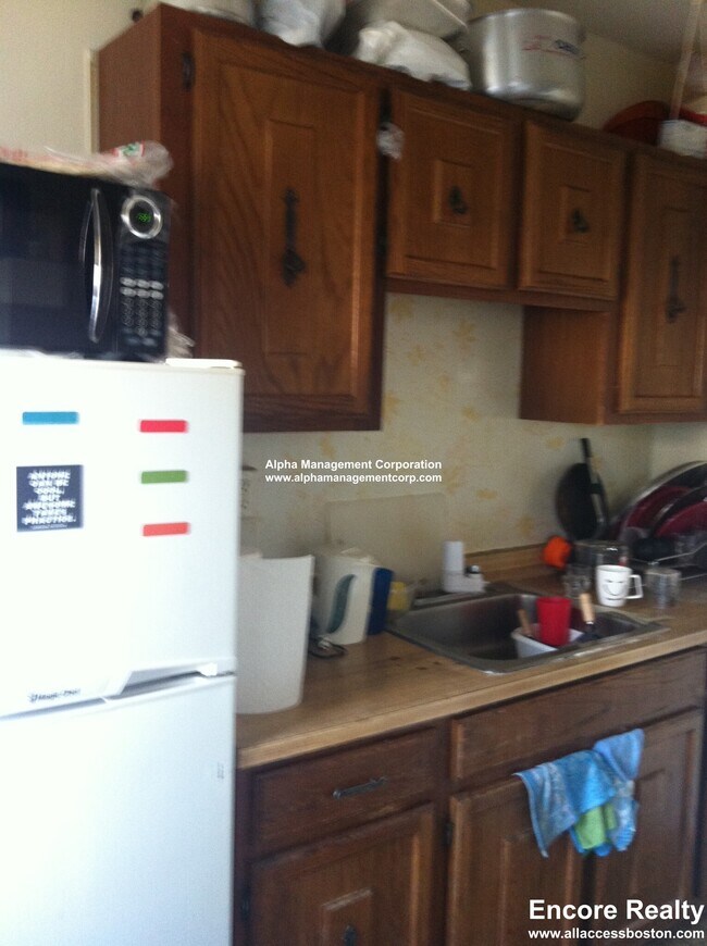 Foto del edificio - 349 Pleasant St