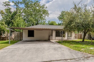Building Photo - 1307 Pecan Dr