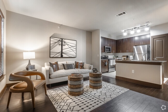 1HAB, 1BA - 782FT - Sala de estar y cocina - Ten Pines at Summerwood