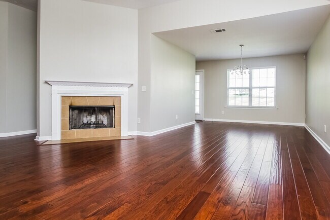 Building Photo - 138 Howard Woody Dr