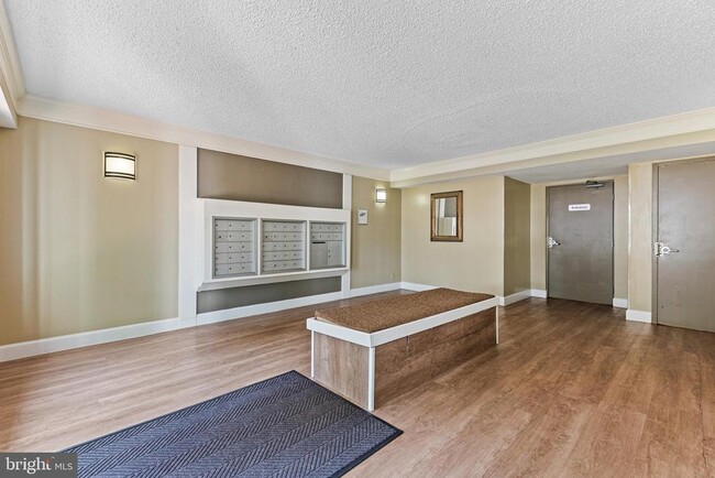 Building Photo - 7621 Provincial Dr