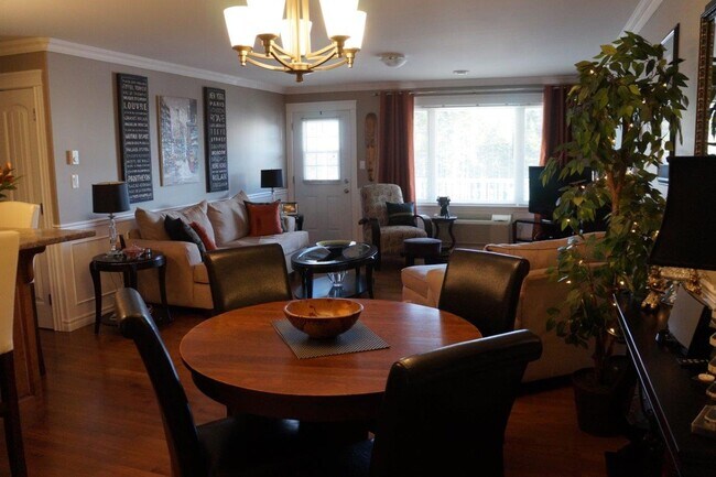 Photo du bâtiment - 52 Brown Blvd.