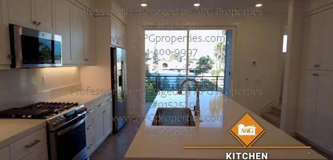 Foto del edificio - New Construction!  3 bedroom / 3.5 bathroo...