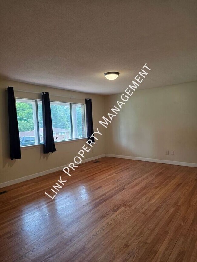 Foto del edificio - 5407 Winniespan Rd