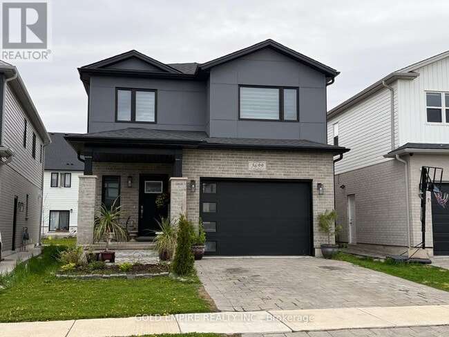 Building Photo - 3699 Somerston Cres