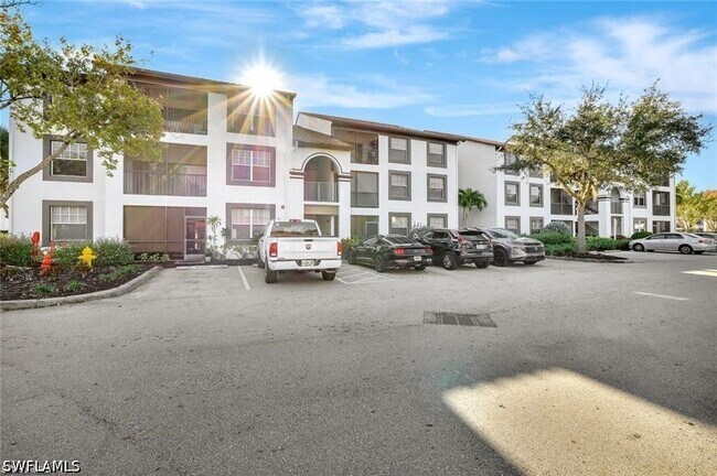 Foto del edificio - 7975 Preserve Cir