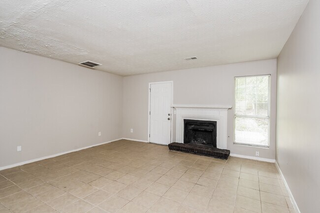 Building Photo - 4680 Longman Way