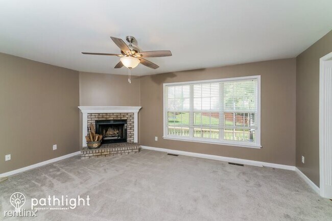 Building Photo - 4 br, 3.5 bath House - 11000 Clear Stream ...