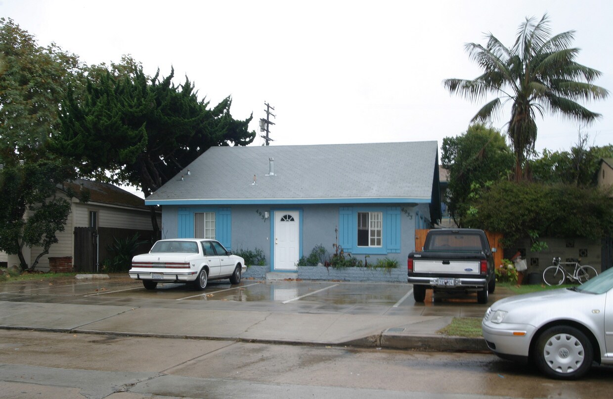 Primary Photo - Ocean Beach 6-Plex