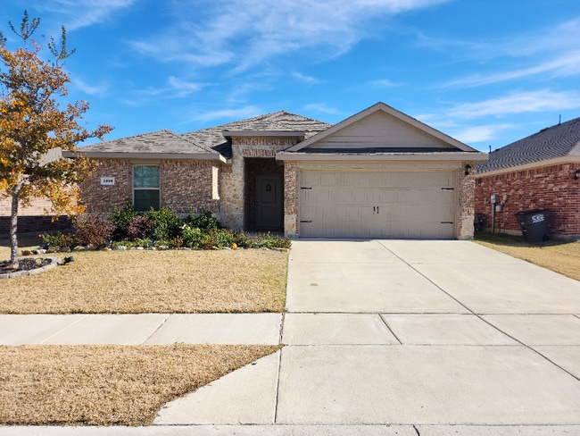 Building Photo - 1220 Meadow Creek Dr