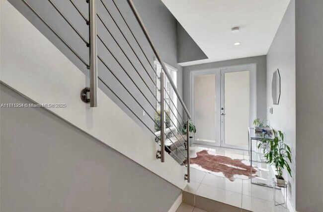 Foto del edificio - 6438 NW 104th Ct