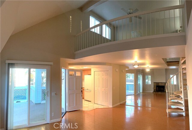 Building Photo - 61 Briarglen