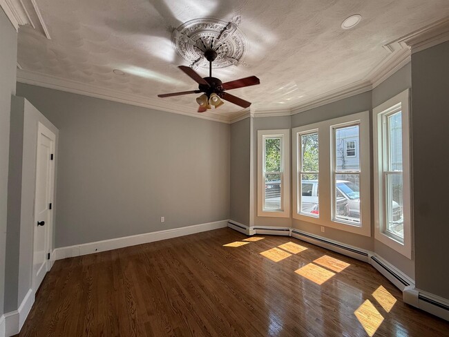 Building Photo - 58 Vinal Ave