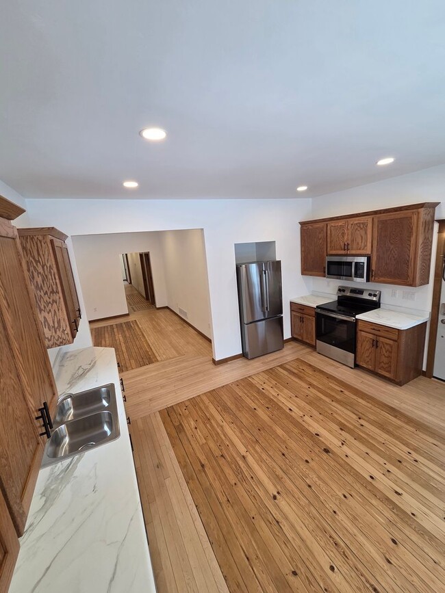 Foto del edificio - 2904 Parkridge Ave