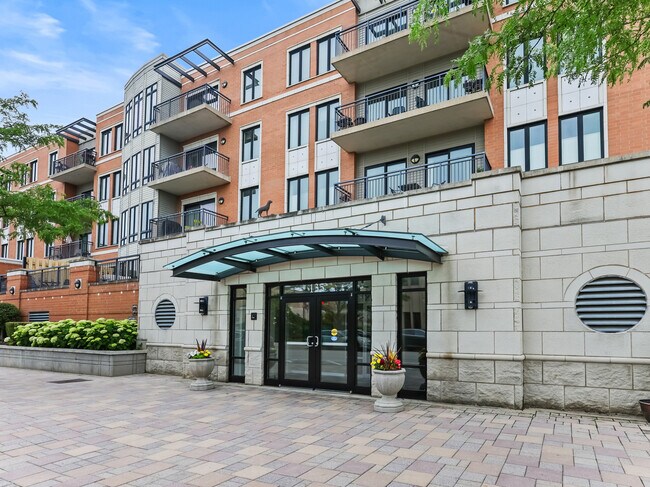 Foto del edificio - 135 S York St