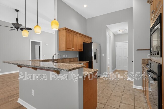 Foto del edificio - 12736 Wetherburn Ln