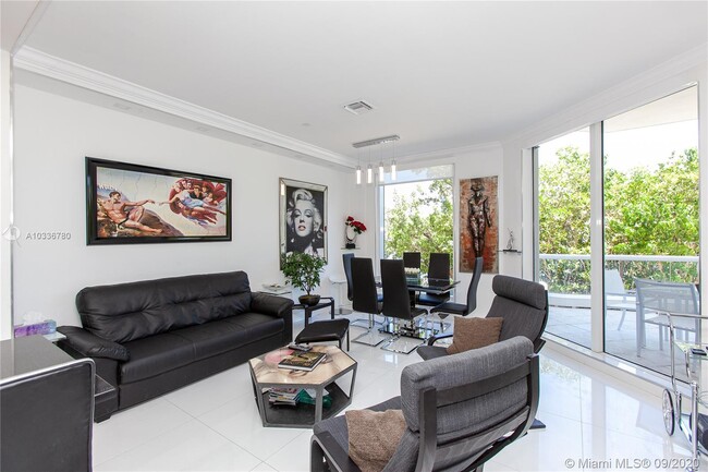 Foto del edificio - 6000 Island Blvd