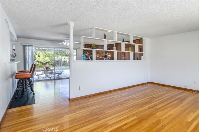Foto del edificio - 11543 Swinton Ave