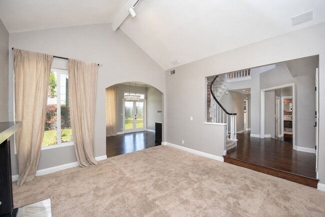 Photo - Eastside Beauty within walking distance to the Back Bay House