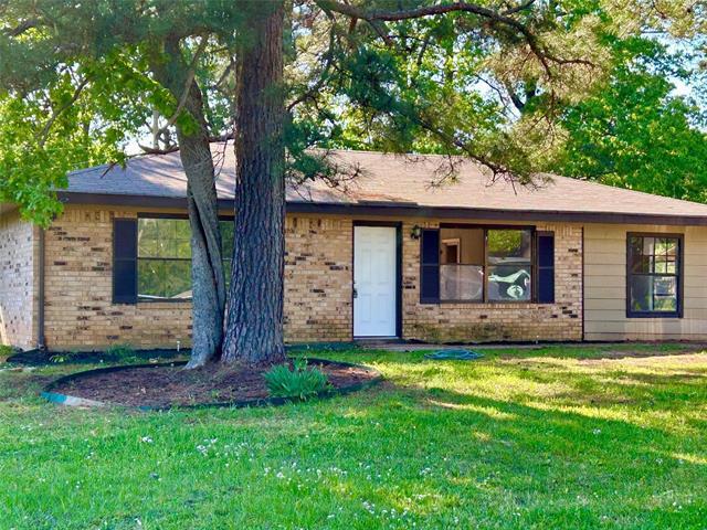 Primary Photo - 1202 Pin Oak Pl