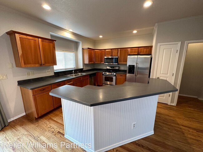 Foto del edificio - 3 br, 3 bath House - 1287 Chesham Village Pt