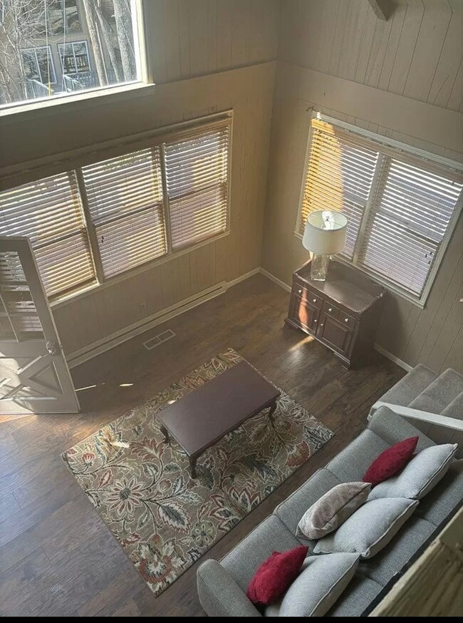 Photo - 681 Chalet Village Dr House