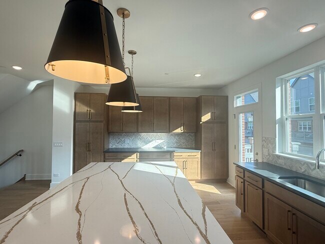 Foto del edificio - 1191 Gateway Ct