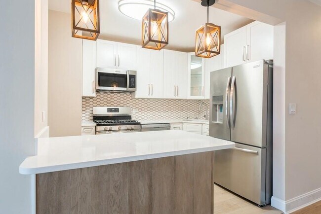 Foto del edificio - 45 River Dr S