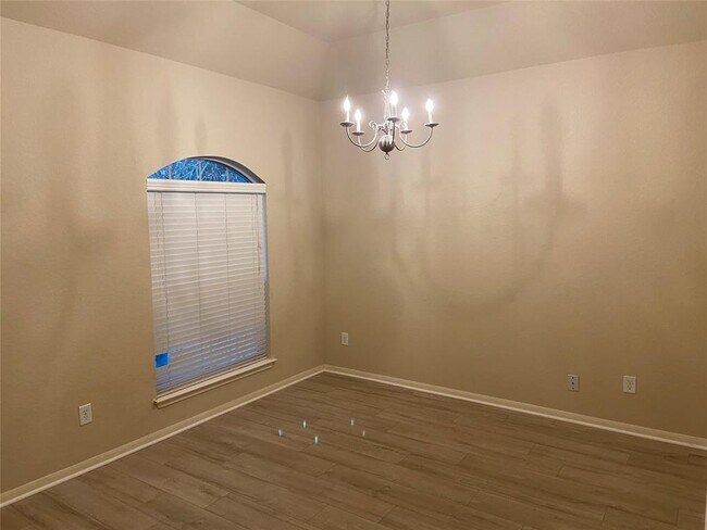 Building Photo - 8922 Rollick Dr