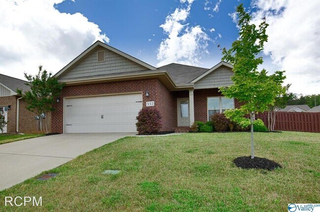 Foto del edificio - 4 br, 2 bath House - 332 Acorn Grove Lane