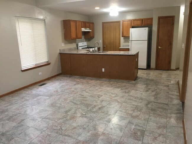 Foto del edificio - 818 Park Bluff Cir