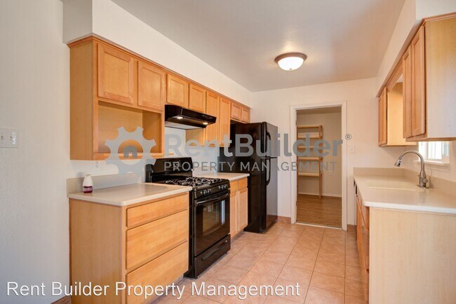 Building Photo - 4 br, 2 bath House - 12904 Mountain View A...
