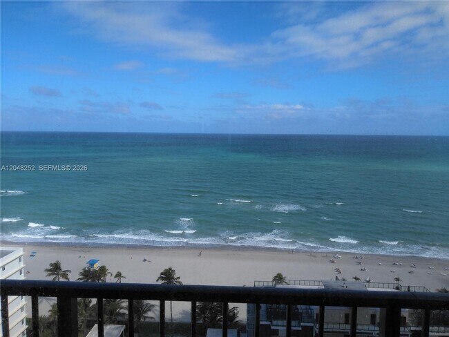 Foto del edificio - 2101 S Ocean Dr