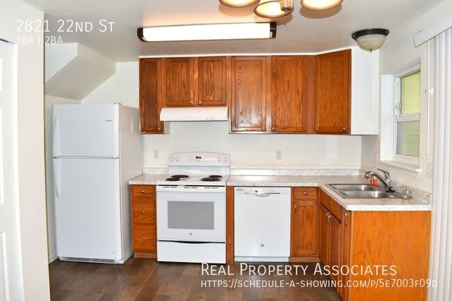 Foto del edificio - 2821 22nd St
