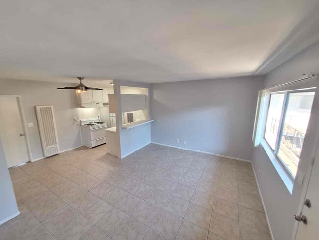 Building Photo - 4660 Kester Ave