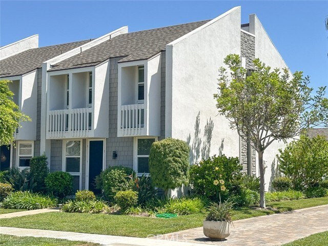 Building Photo - 16492 Harbour Ln