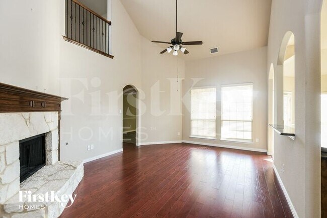Foto del edificio - 8429 Meadow Sweet Lane
