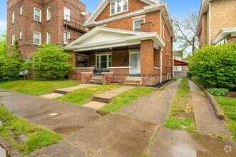 Building Photo - 1110 10th St