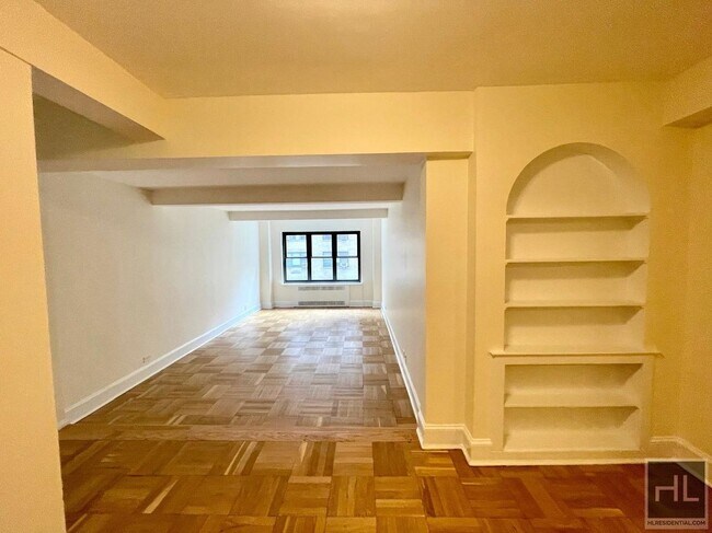 Foto del edificio - EAST 56 STREET