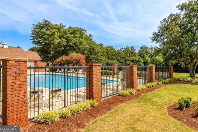 Foto del edificio - 218 Mill Creek Pl