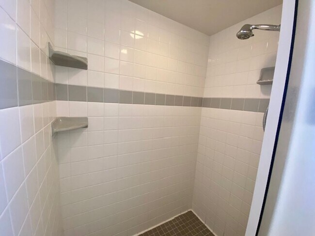 Foto del edificio - SPACIOUS HOME FOR RENT CEDAR CITY!