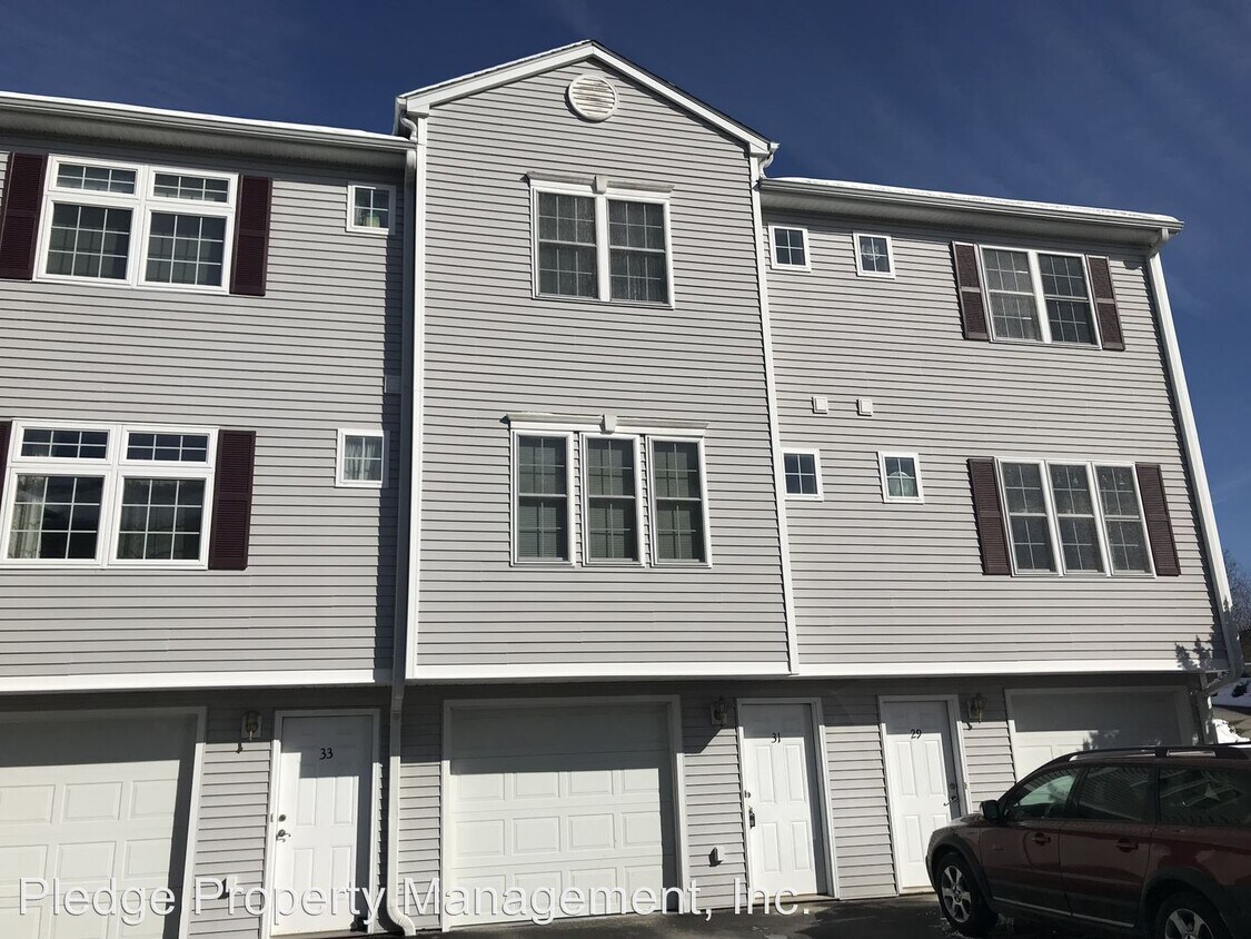 Primary Photo - 2 br, 2.5 bath House - 31 Harbor View Lane