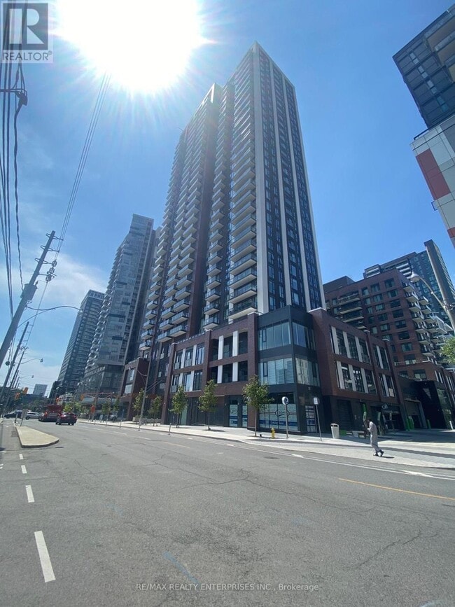 Building Photo - 130 River St